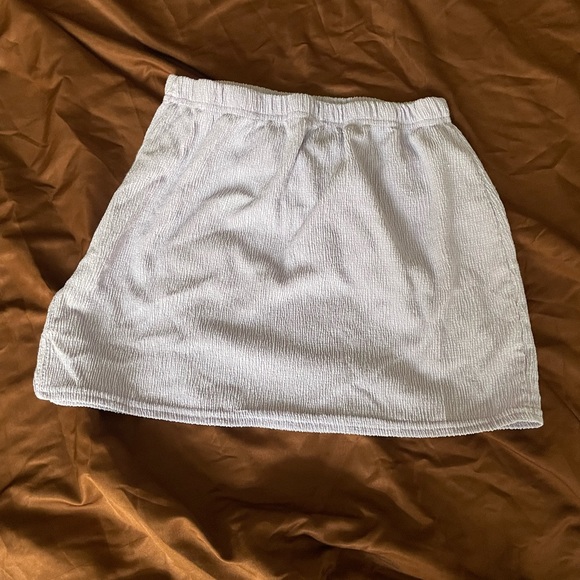 PrettyLittleThing Lilac Mini Skirt – Size 6 - Picture 7 of 7